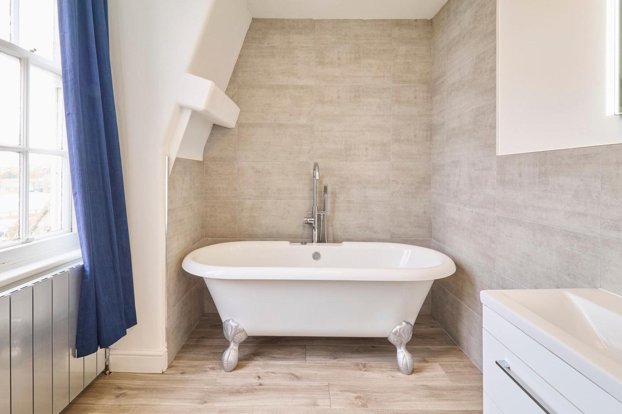 Host & - The Old Post Office Apartment Margate