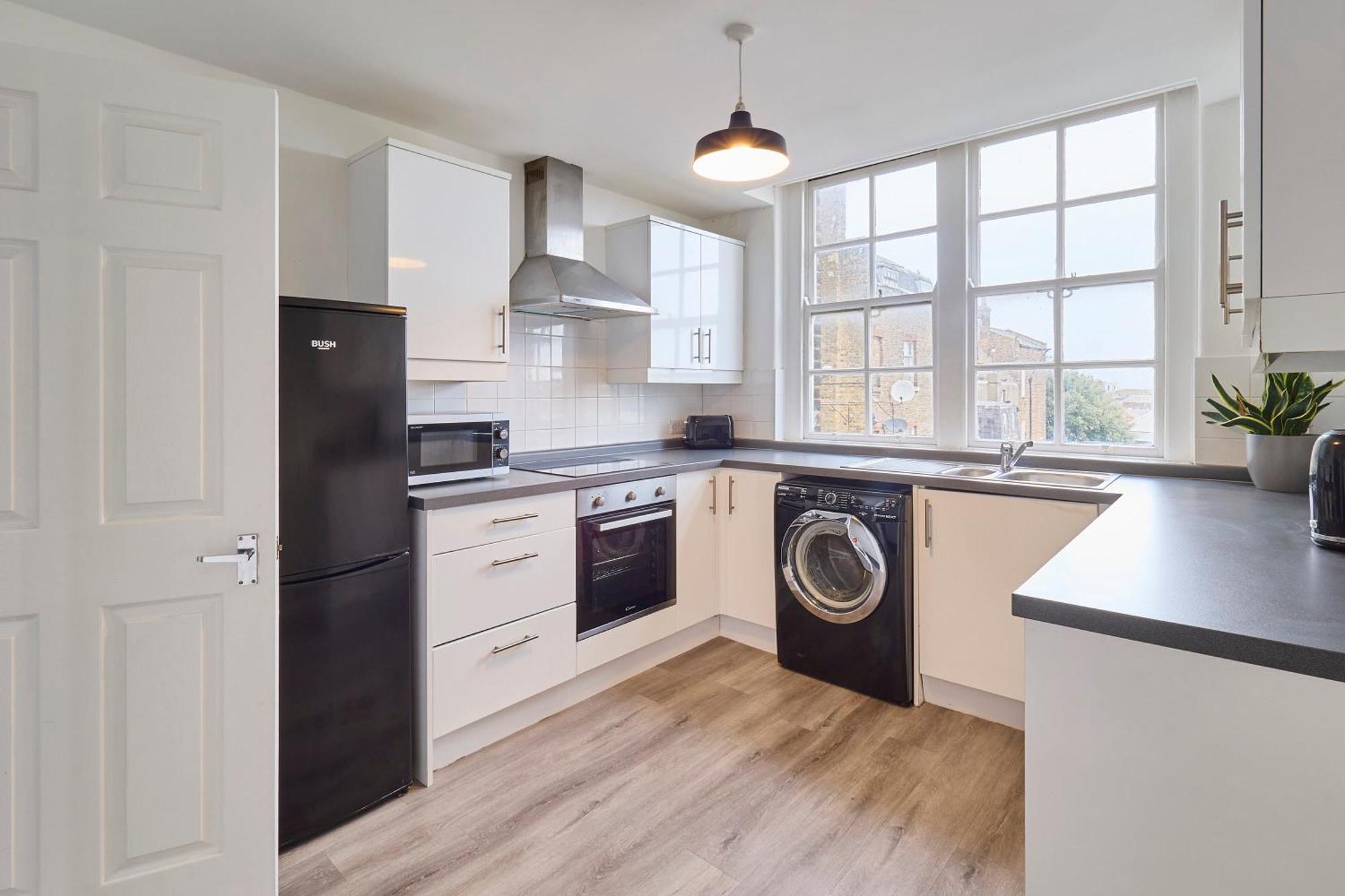 Host & - The Old Post Office Apartment